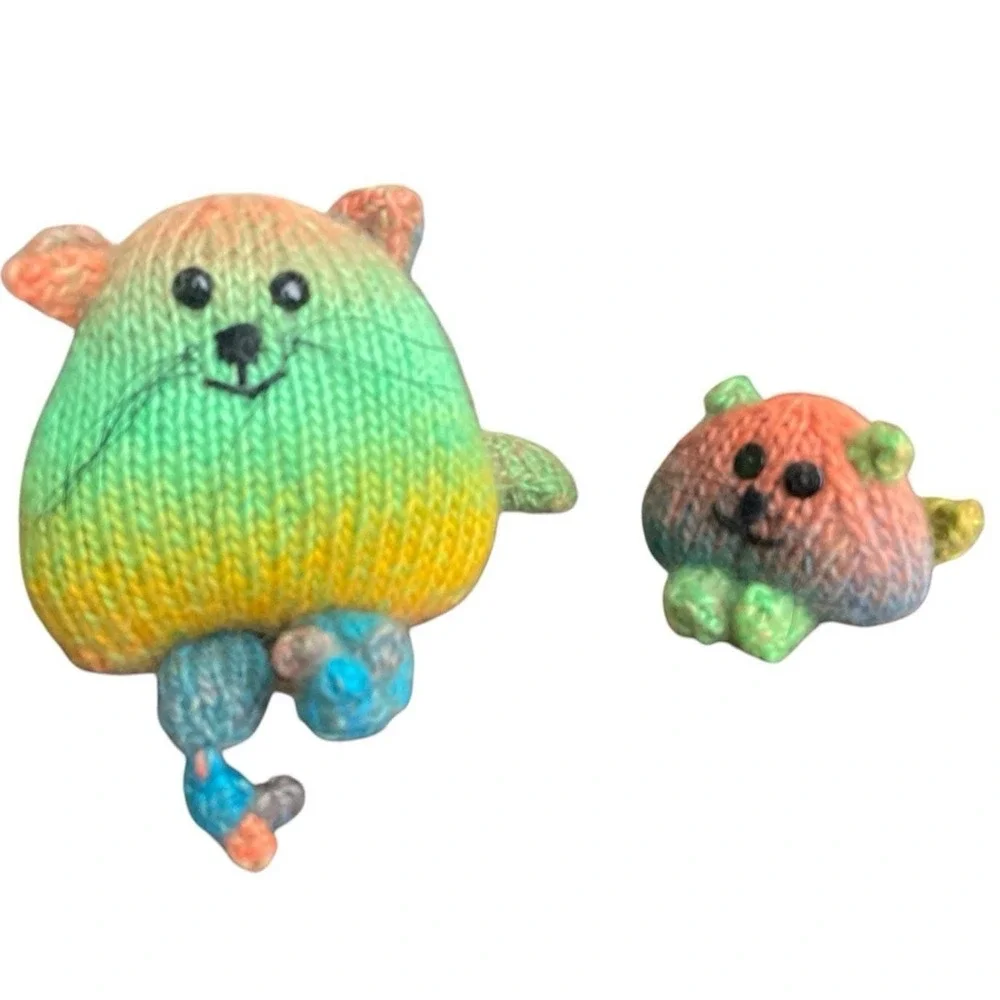 Handmade Cats Rainbow Kitty Gift for Cat Lovers Stuffed Animals Knitted Toys